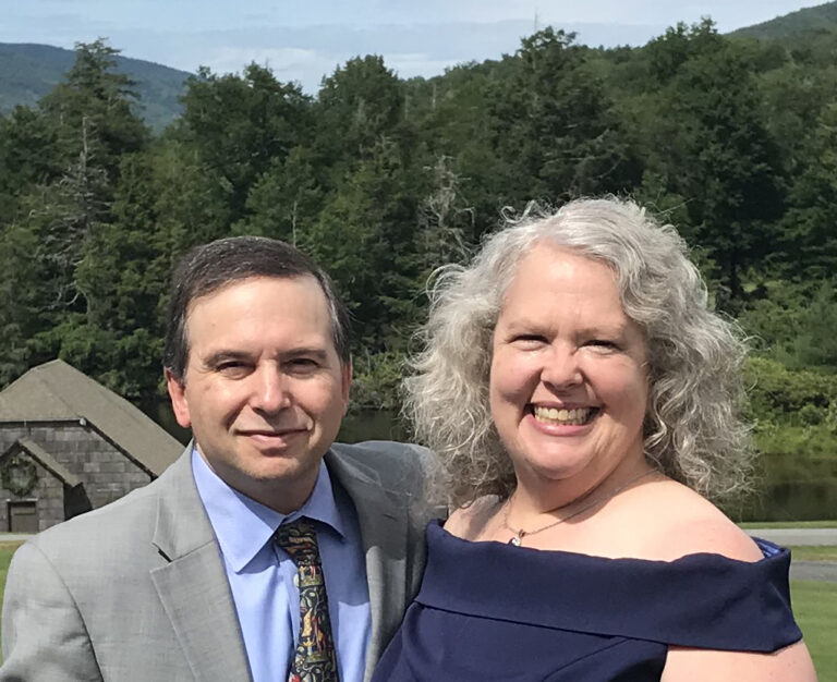 Angela & Karl Robb from RobbWorks: Over 40 years Living Well with Parkinson’s and Still Learning