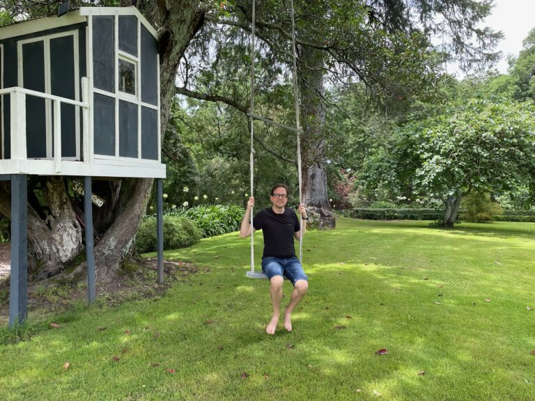 Daniel Heier, Shakin’ It Easy: Living Fully with Young-Onset Parkinson’s